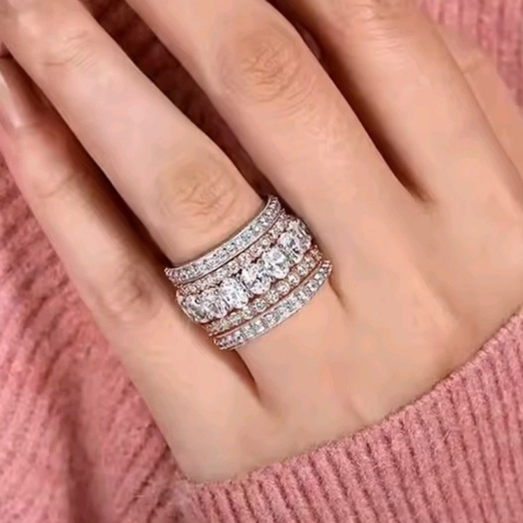 #5.Huitan Luxury Two-Tone Wide Ring Full Brilliant Cubic Zirconia Exquisite - Picture 3 of 7